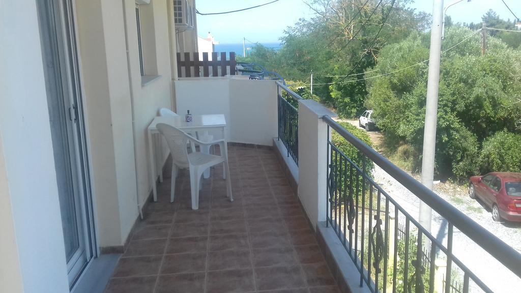 Studios Kapsalas Nea Michaniona Exterior foto